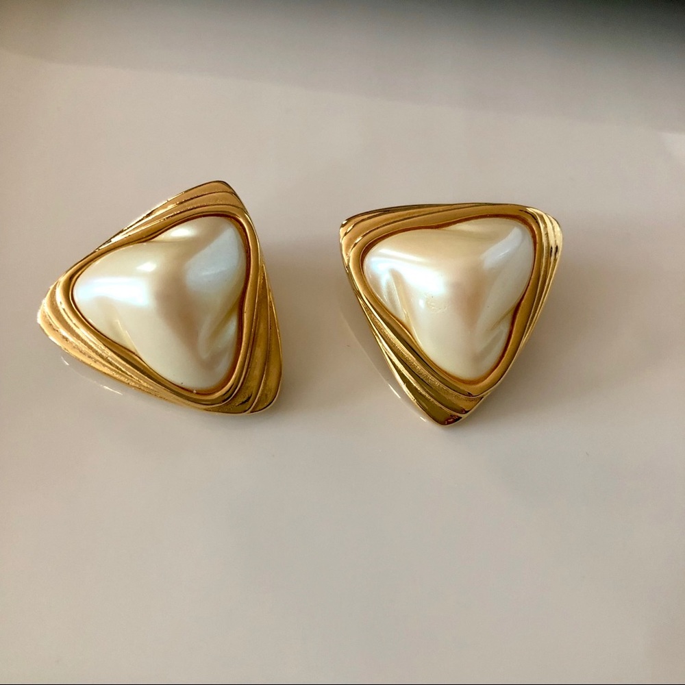 Vintage Givenchy clip earrings